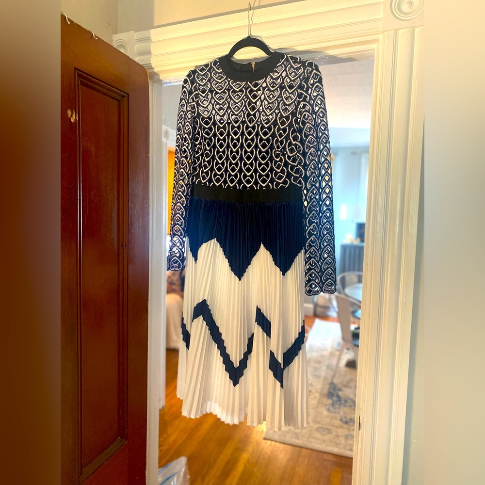 Burry & Co Midi Dress NWT